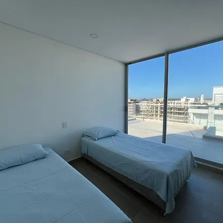 Amplio Penthouse Con Trerraza *