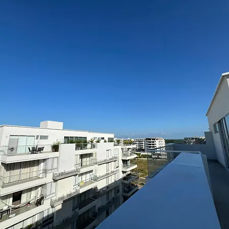 Amplio Penthouse Con Trerraza